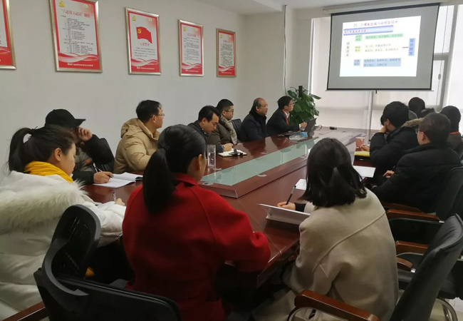 2月2日，湖南农业大学资源环境学院罗琳院长应邀来到我公司座谈交流。公司总经理金超群、副总经理杨三妹及有关人员参加了座谈会。